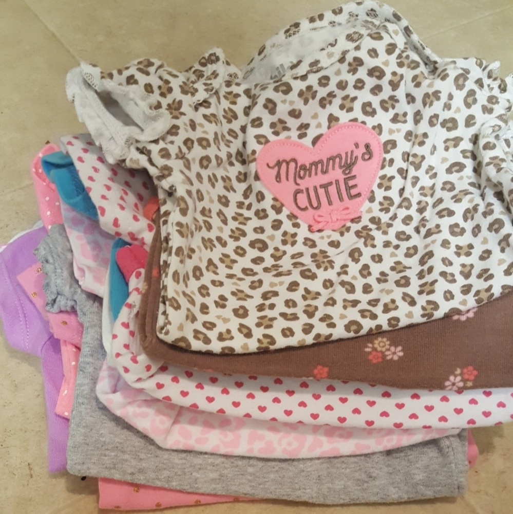3-6 month short sleeved onesies